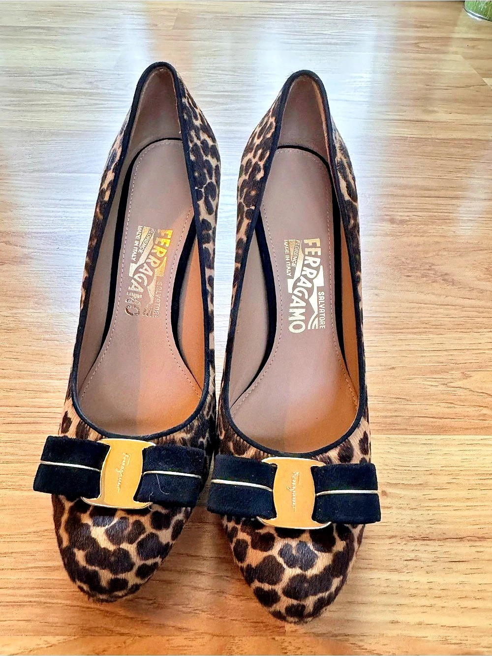 Salvatore Ferragamo Vara Bow Pump Leopard Print Pumps